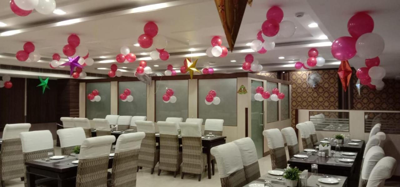 Hotel Puja Residency Waranasi Zewnętrze zdjęcie