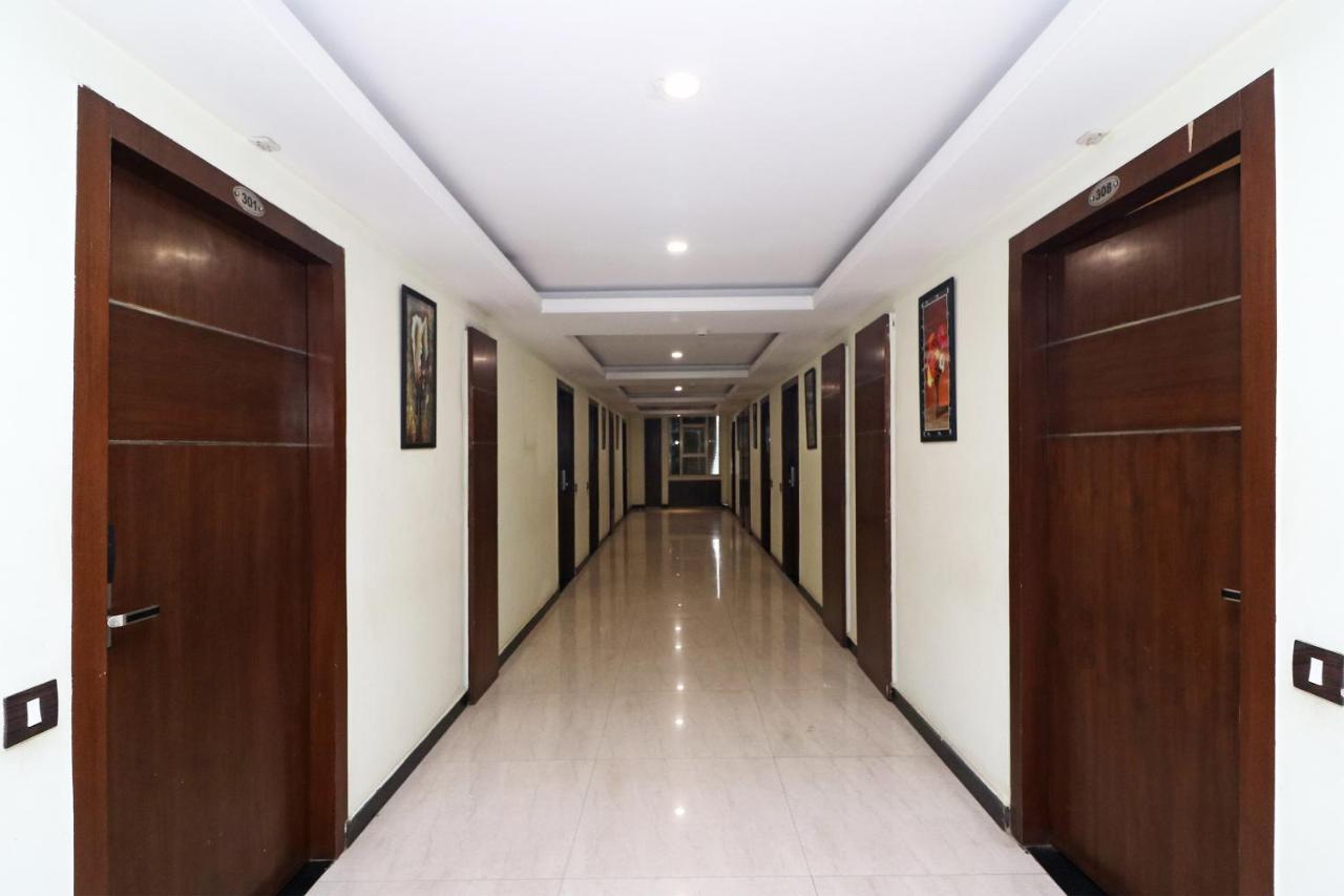 Hotel Puja Residency Waranasi Zewnętrze zdjęcie